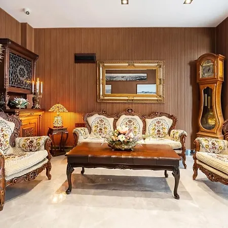 сенатор Self Check-in Lejlighedshotel Plovdiv