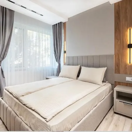 сенатор Self Check-in 3* Plovdiv